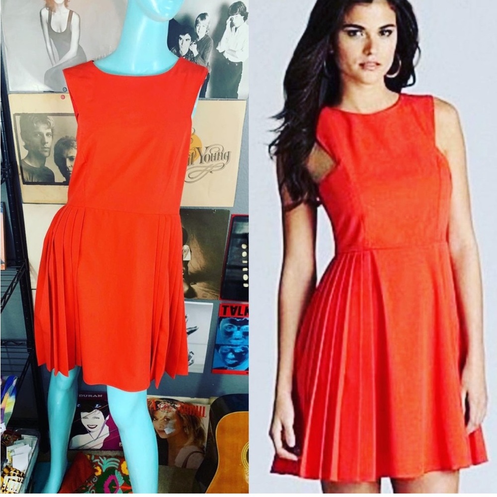 Gianni Bini Pleated Bottom Cherry red Dress